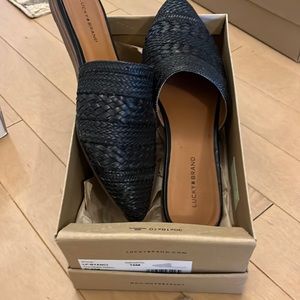 Lucky Brand Black Woven Mules SZ10